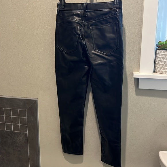 NWT Abercrombie Vegan Leather Skinny High Rise Pants - Picture 5 of 5